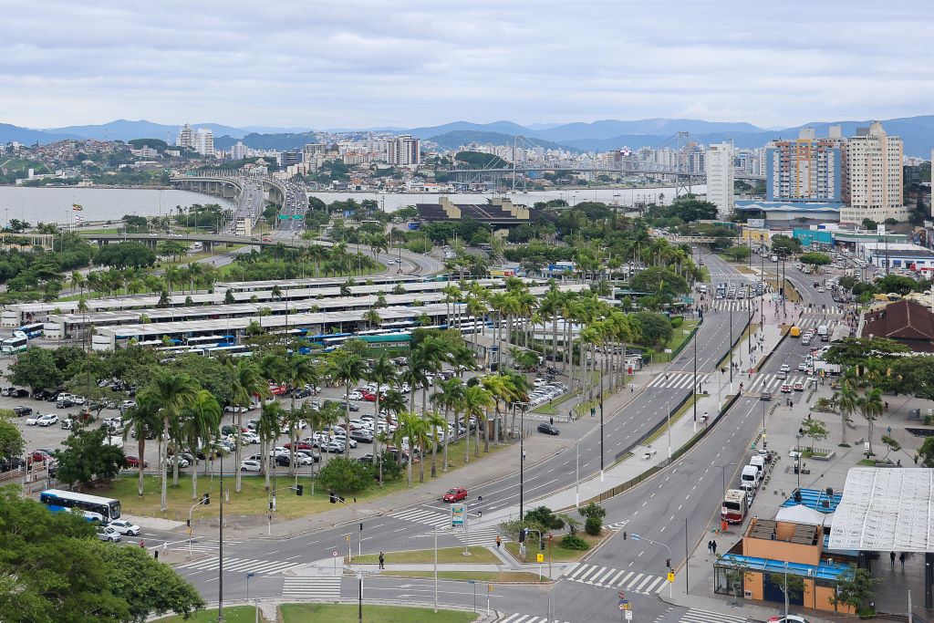 Joinville, Itajaí e Florianópolis colocam Santa Catarina entre as maiores economias municipais do Brasil